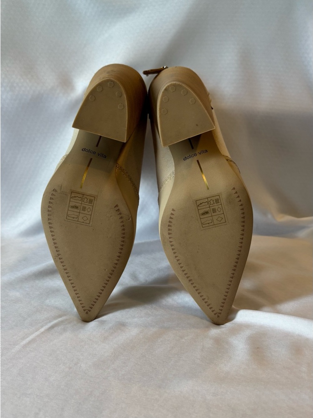 Dolce Vita Taupe Pointed Toe Ankle Booties - Picture 4 of 7